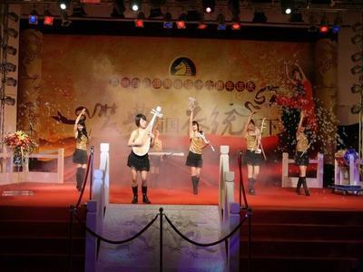 广州因她们而铿锵 鼓乐队与女子仪仗的艺术升华